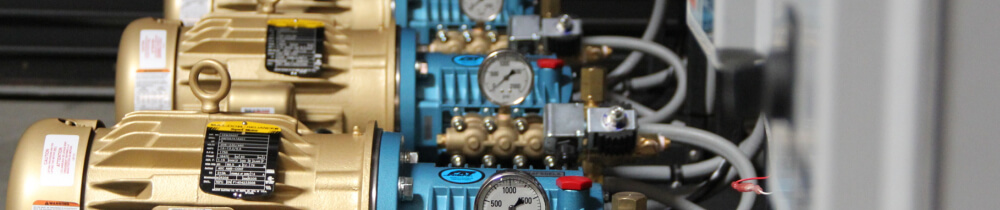 Cat pump for fogging and misting used for special effects